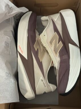 New Balance rebel 5